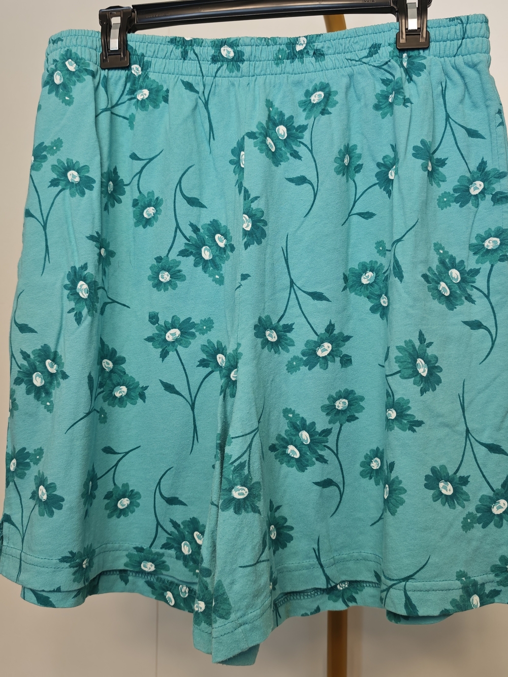 Katie Clothing Co Floral Skater Shorts Teal Blue 1X Plus Elastic Waist Pocket